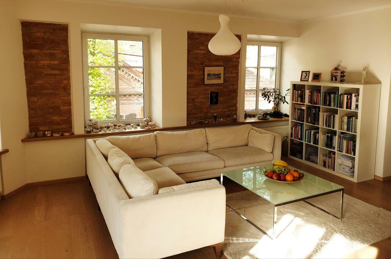 Exceptional Uzupis Bridge 3 Bedroom Apartment Vilnius Luaran gambar