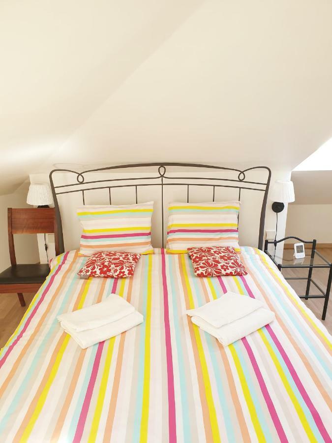 Exceptional Uzupis Bridge 3 Bedroom Apartment Vilnius Luaran gambar