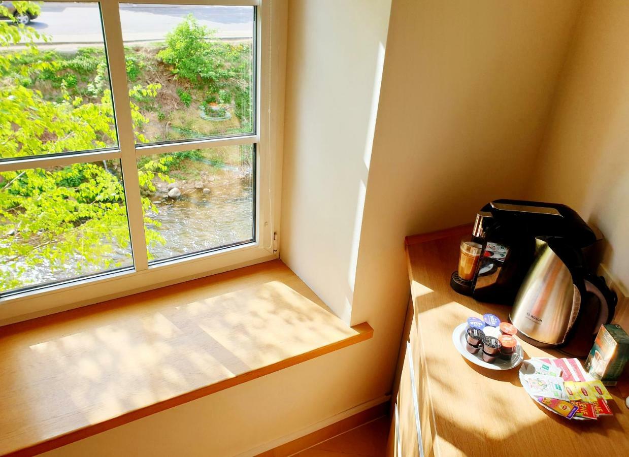 Exceptional Uzupis Bridge 3 Bedroom Apartment Vilnius Luaran gambar
