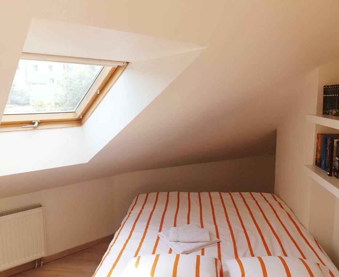 Exceptional Uzupis Bridge 3 Bedroom Apartment Vilnius Luaran gambar